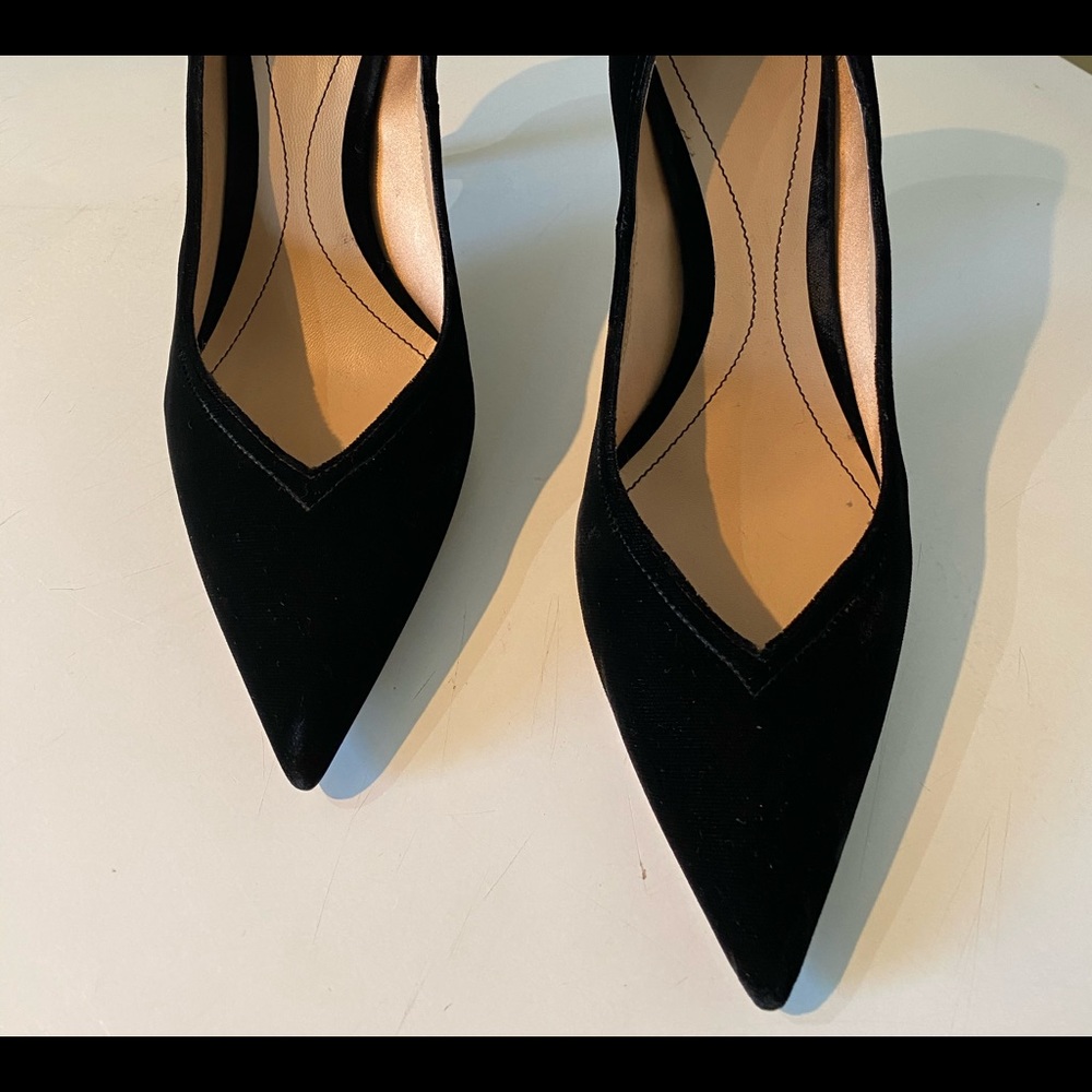 Velvet women’s shoes, Giorgio Armani